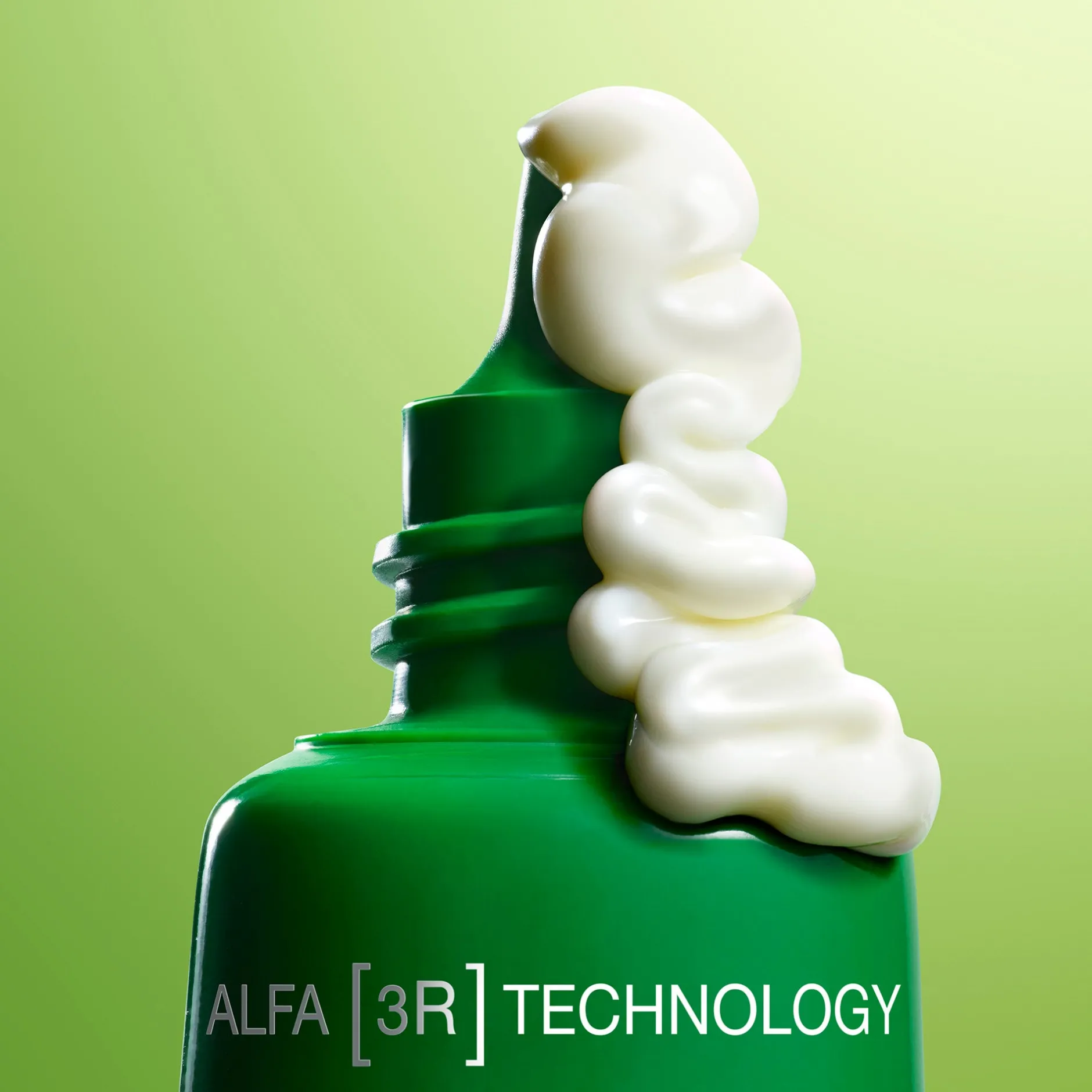 die_gezielte_pflege_fr_augen_und_lippenpartie_1.webp NUXE Augenkonturen | Anti-Aging*Die gezielte Pflege für Augen- und Lippenpartie