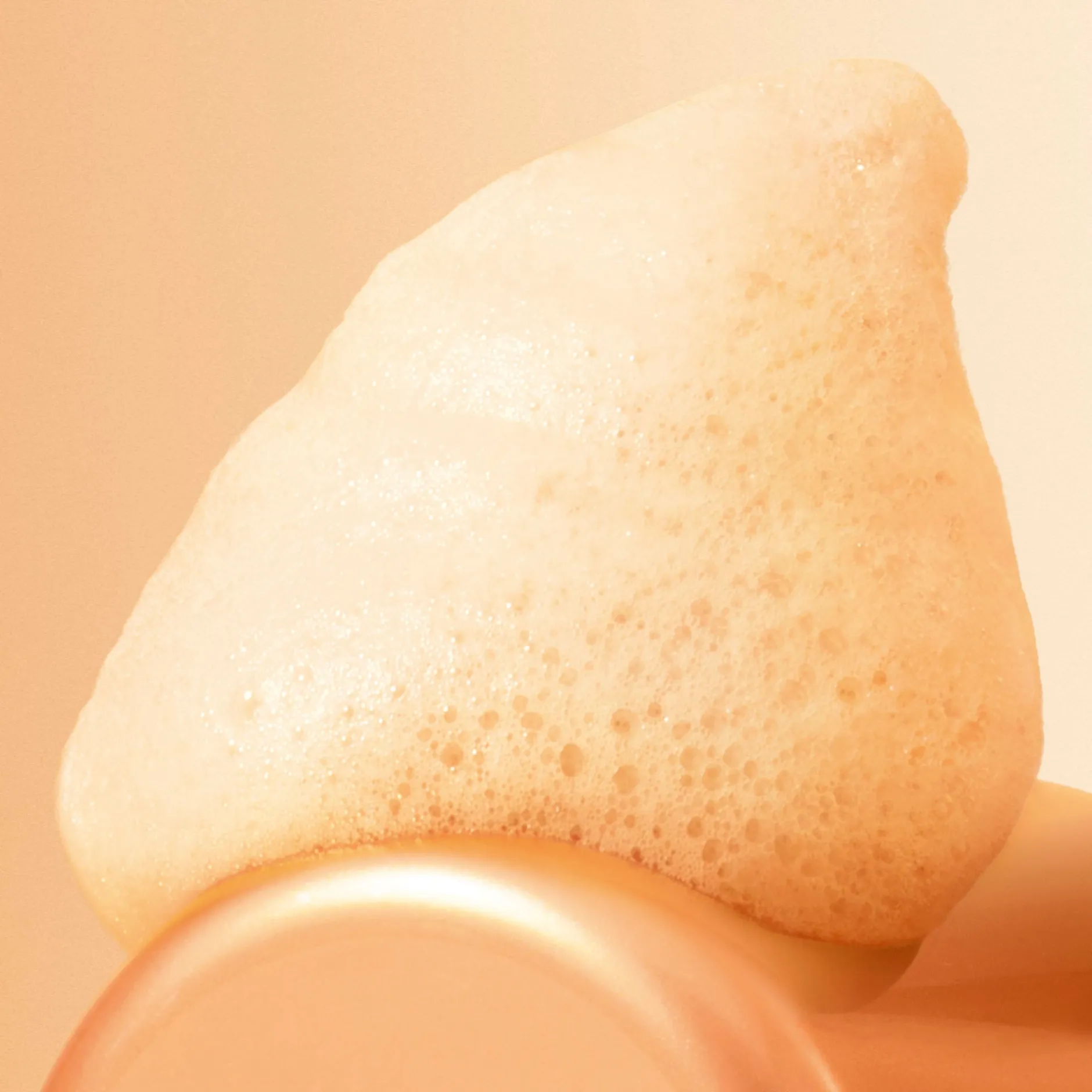 feuchtigkeitsspendender_selbstbrunerschaum_2.webp NUXE Selbstbräuner | Körpercreme*Feuchtigkeitsspendender Selbstbräuner-Schaum